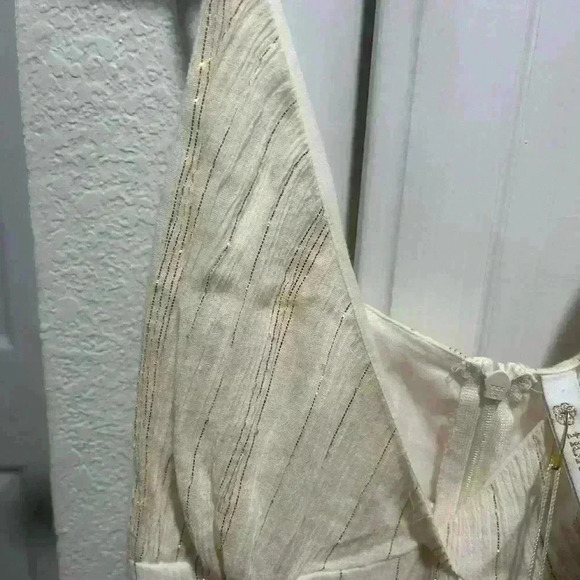 NWT FLORABELLA cream and gold strip dress size small - Picture 7 of 7